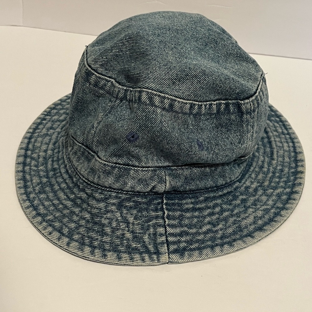 University of Wisconsin Badgers Vintage Denim Bucket Hat with W Logo Badgers UU - Picture 3 of 11